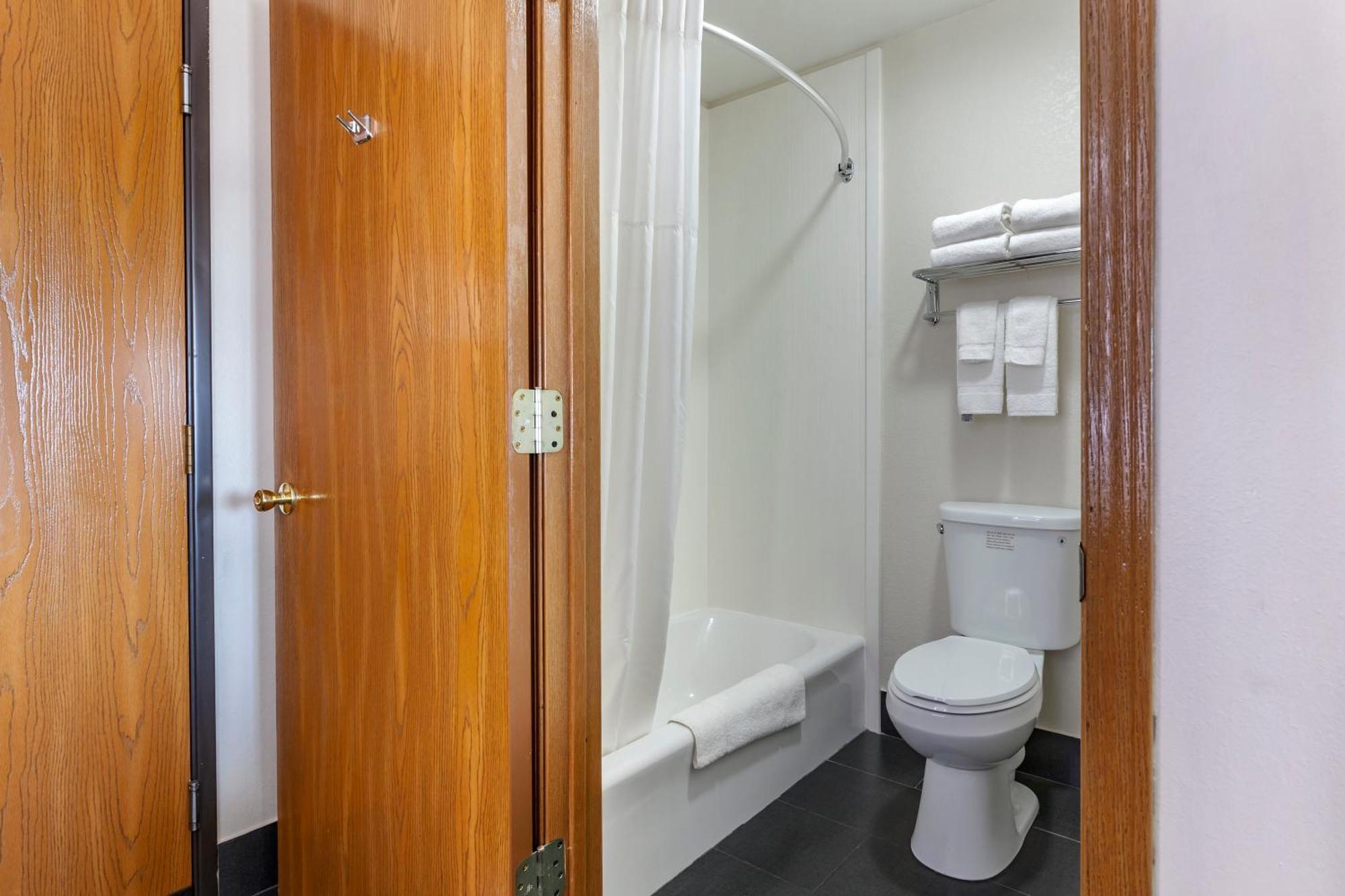 Quality Inn New London Ngoại thất bức ảnh